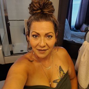 Meet your Posher, Celeste